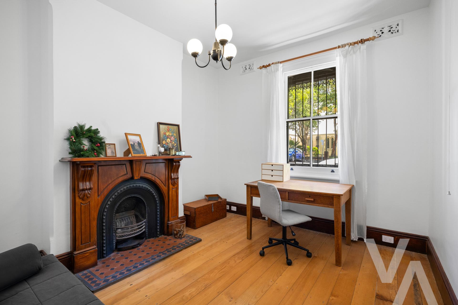 20 Parry  Street Cooks Hill NSW