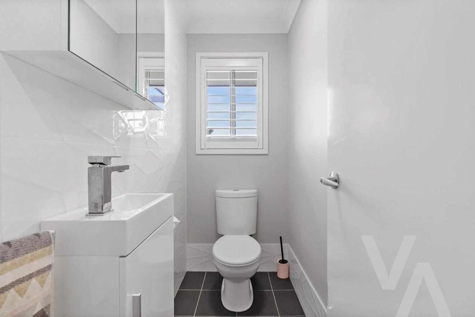 15 Kaiyin Street Fletcher NSW
