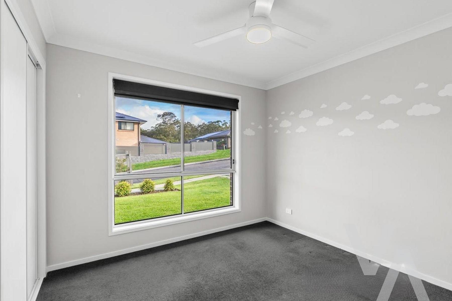 15 Kaiyin Street Fletcher NSW