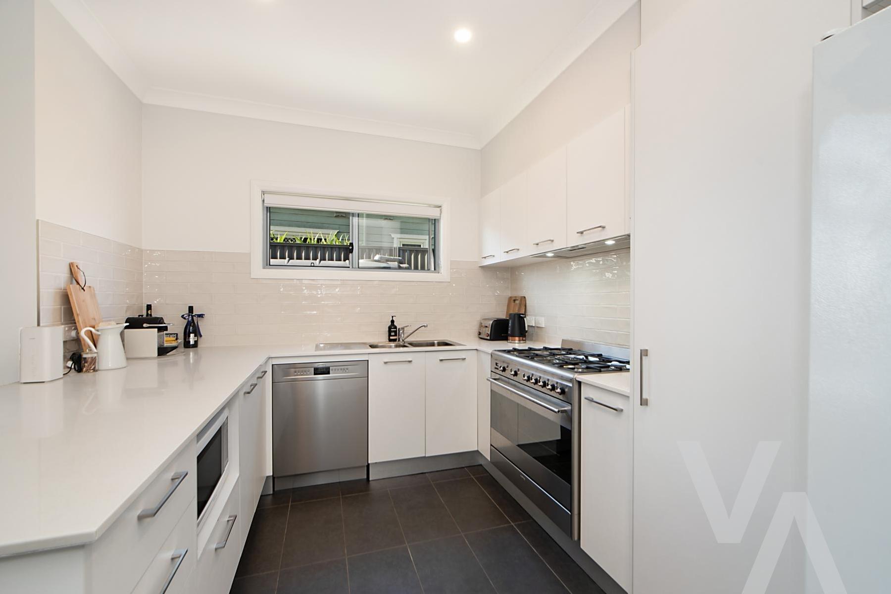 2/25 Queens Road New Lambton NSW