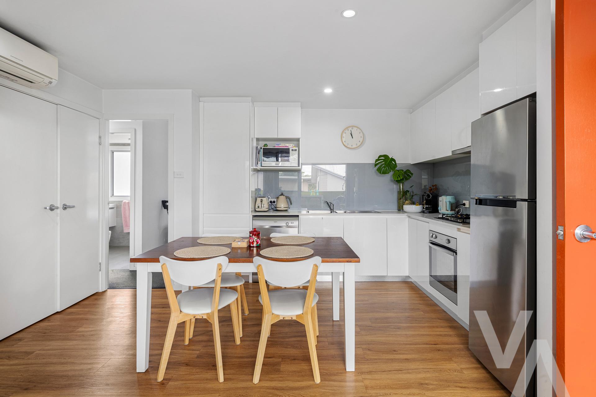 2/183 Teralba Road Adamstown NSW