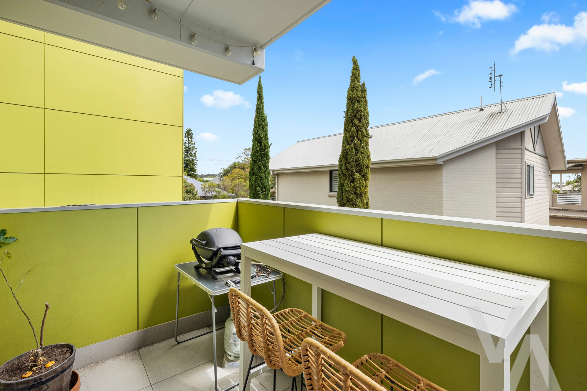 2/183 Teralba Road Adamstown NSW