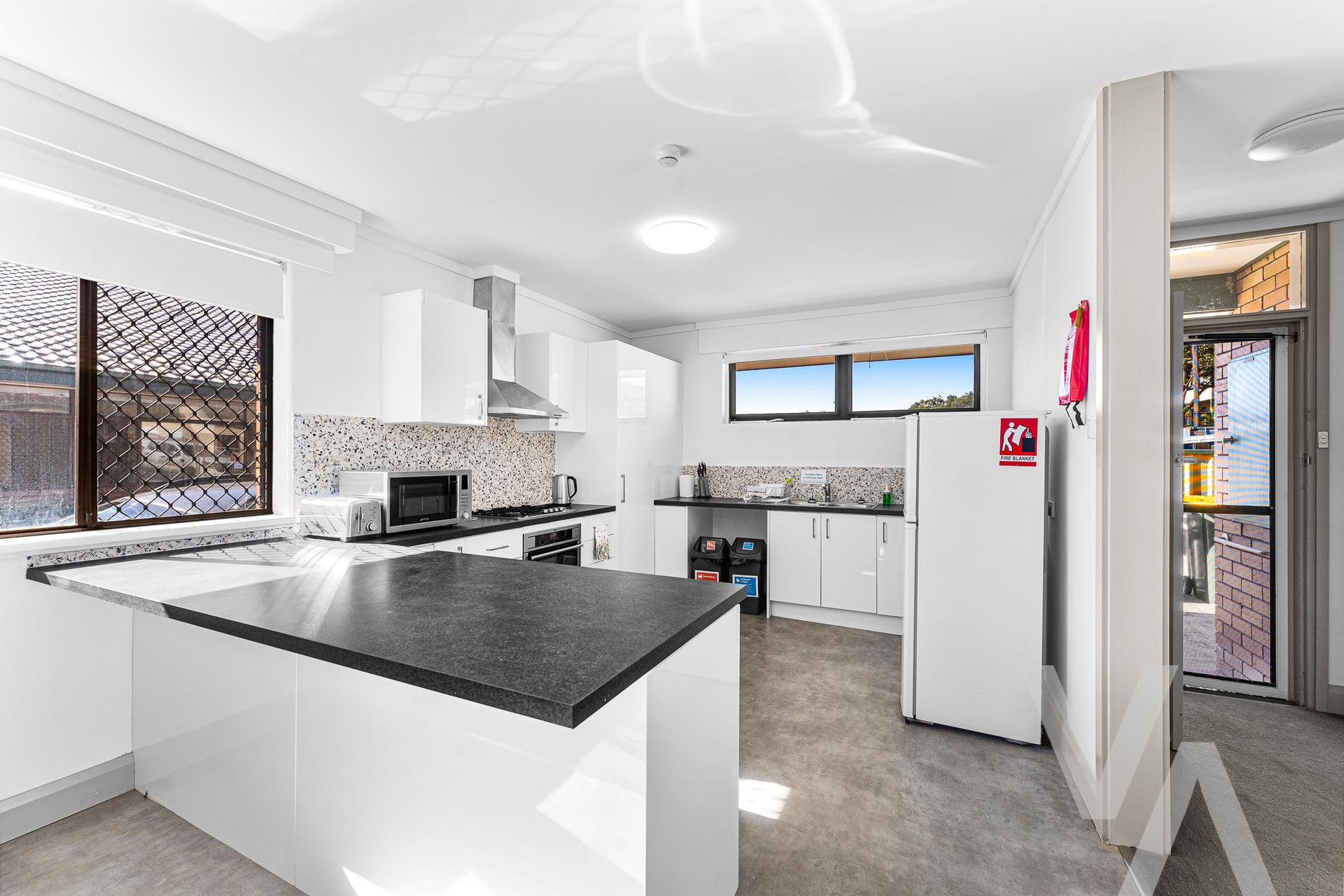 2/131 Crebert Street Mayfield NSW