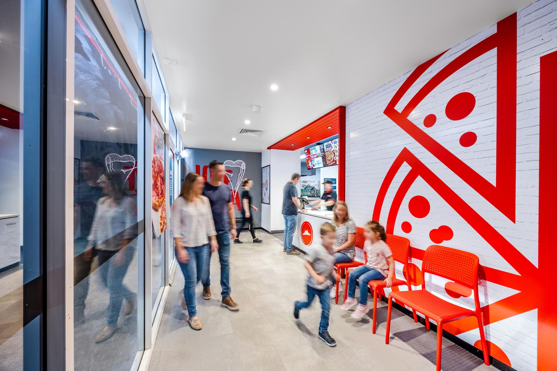 Pizza Hut, 4/2 James  Street Toronto NSW