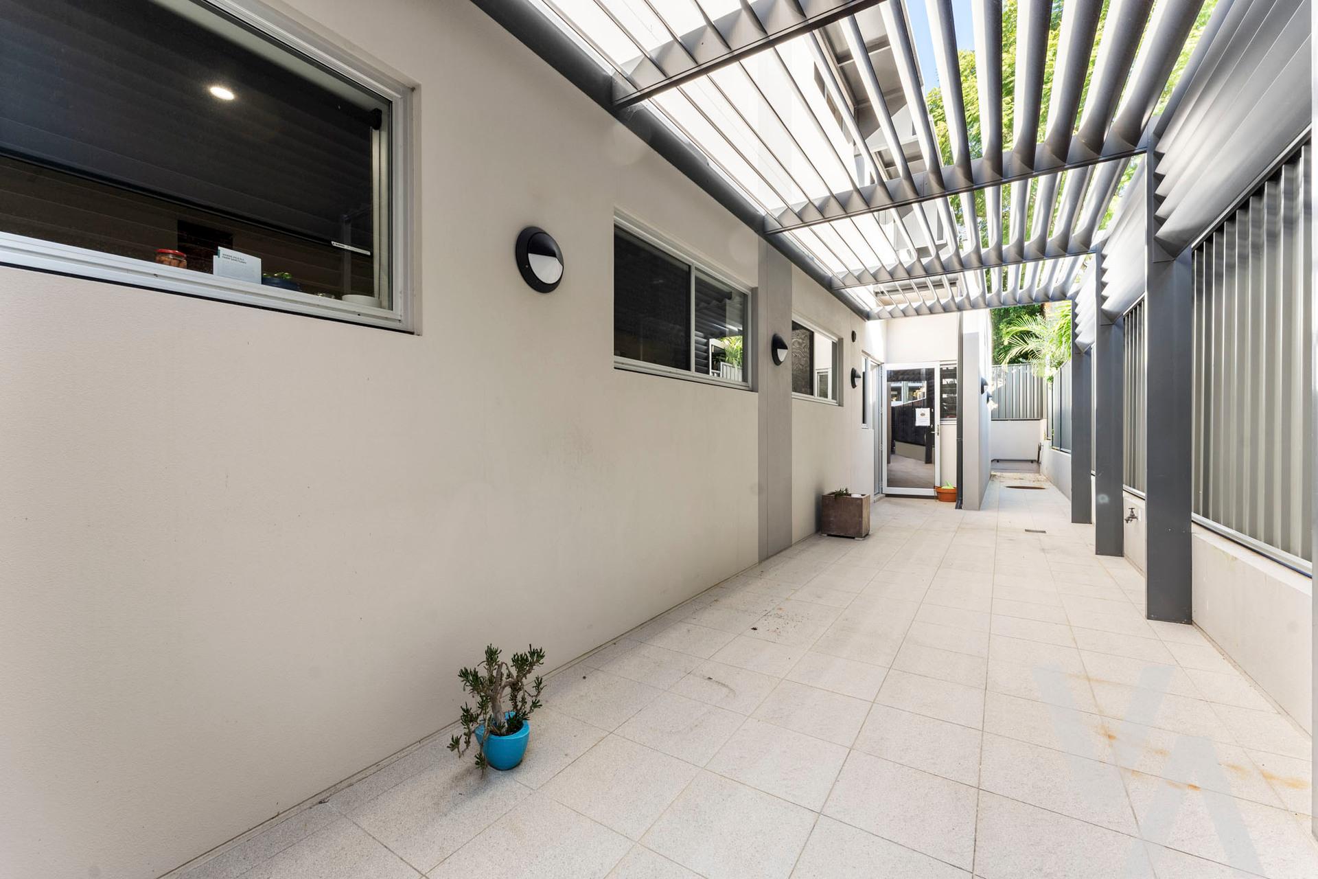 3/104 Brighton  Avenue Toronto NSW