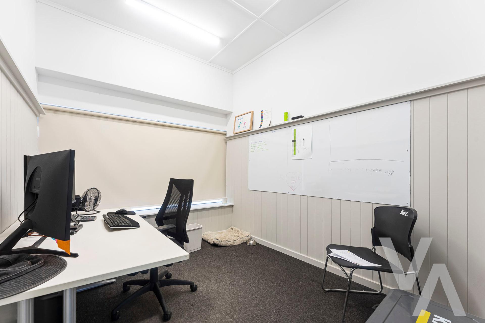 451 Pacific  Highway Belmont NSW