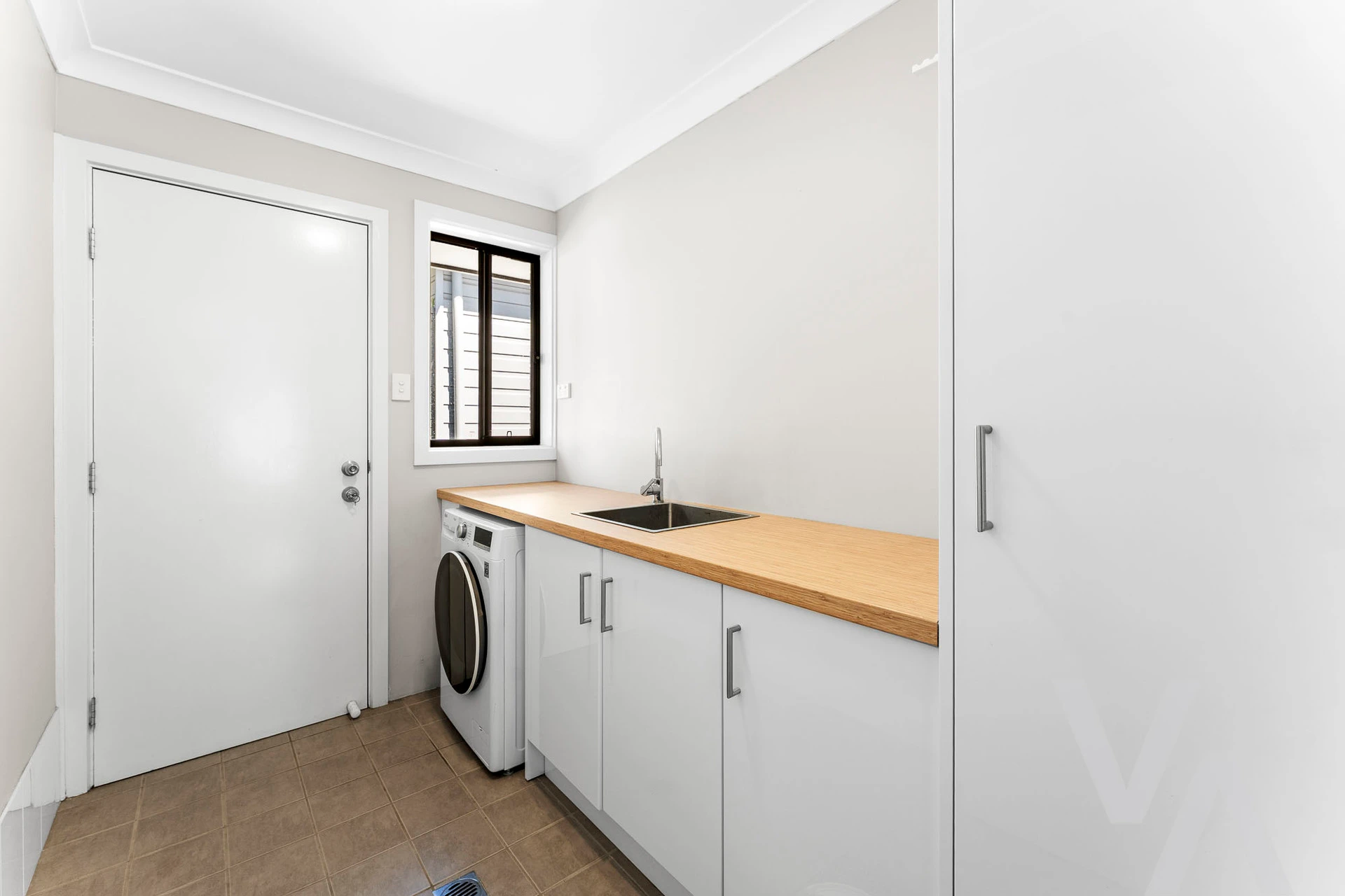 61 Chatham Street Hamilton NSW