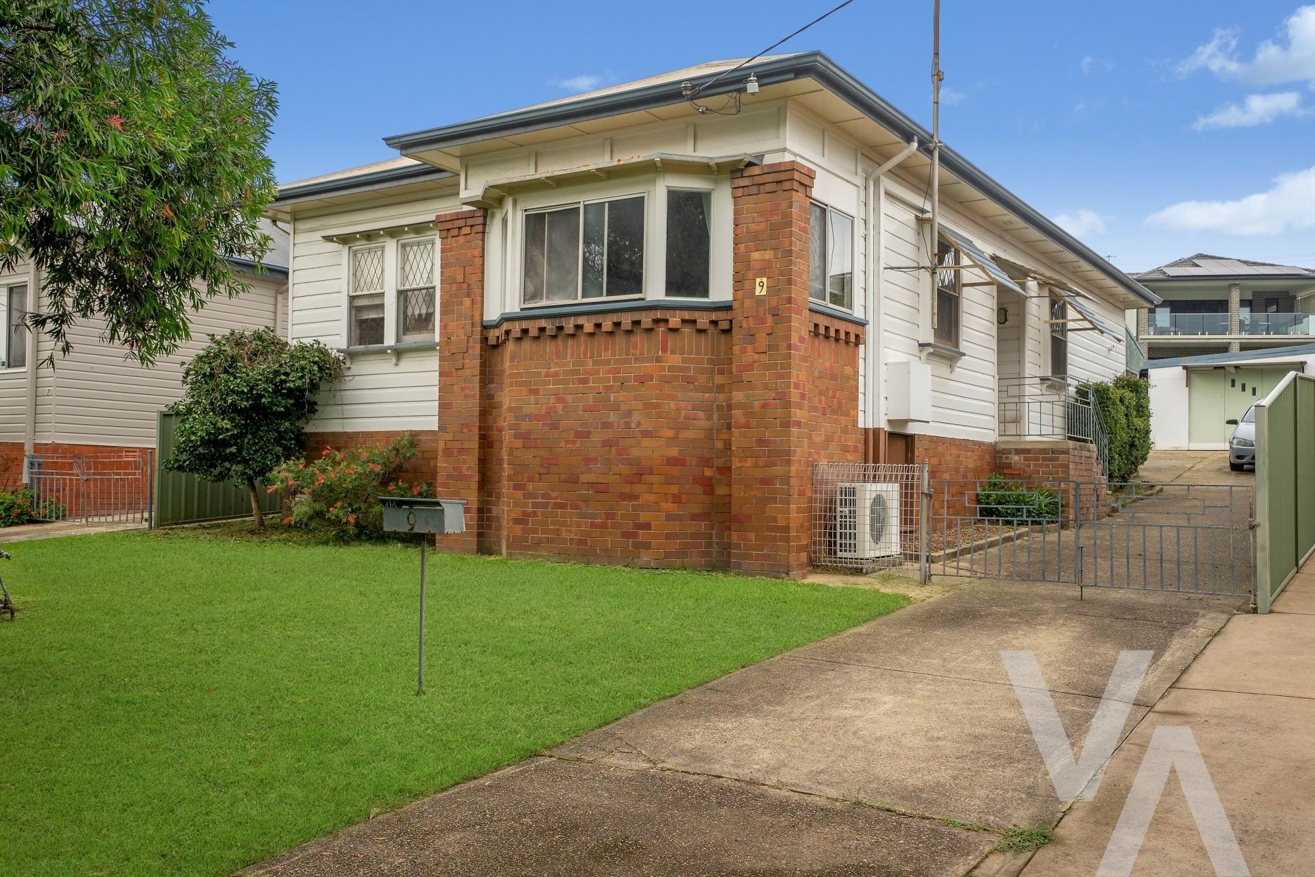 9 March Street Kotara South NSW
