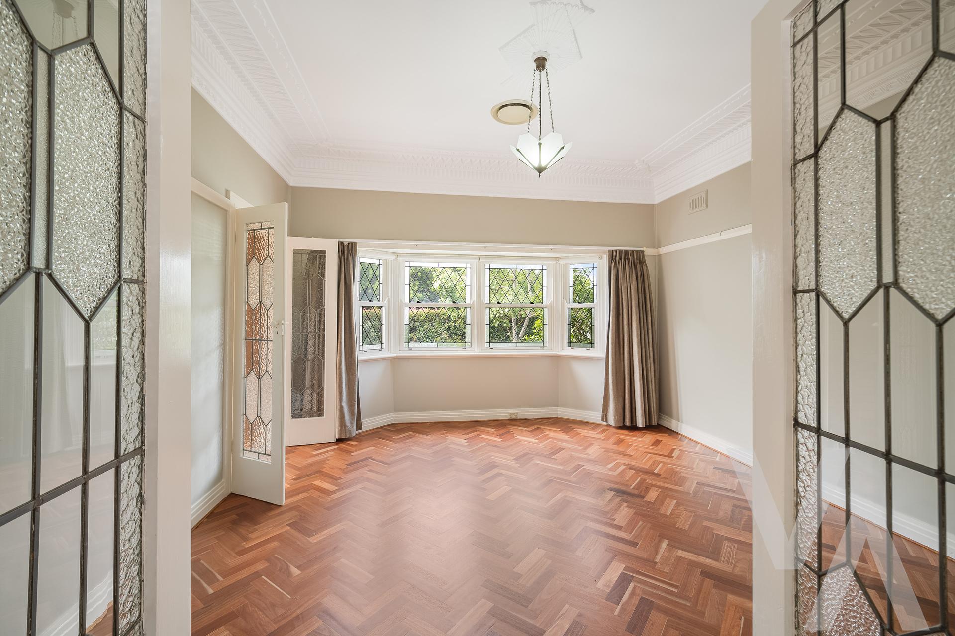 11 Dumaresq Street Hamilton South NSW
