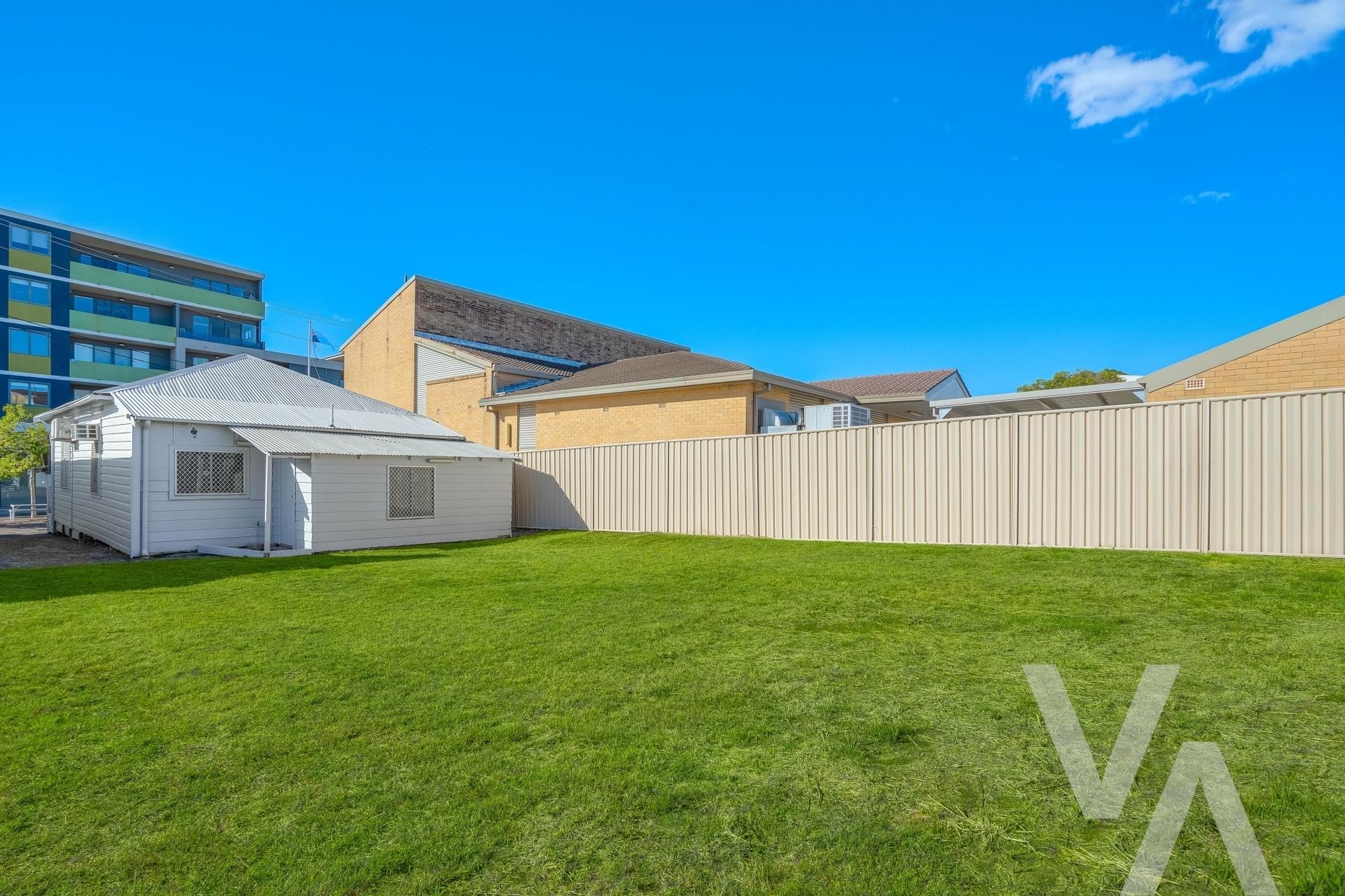 24 Macquarie Street Belmont NSW