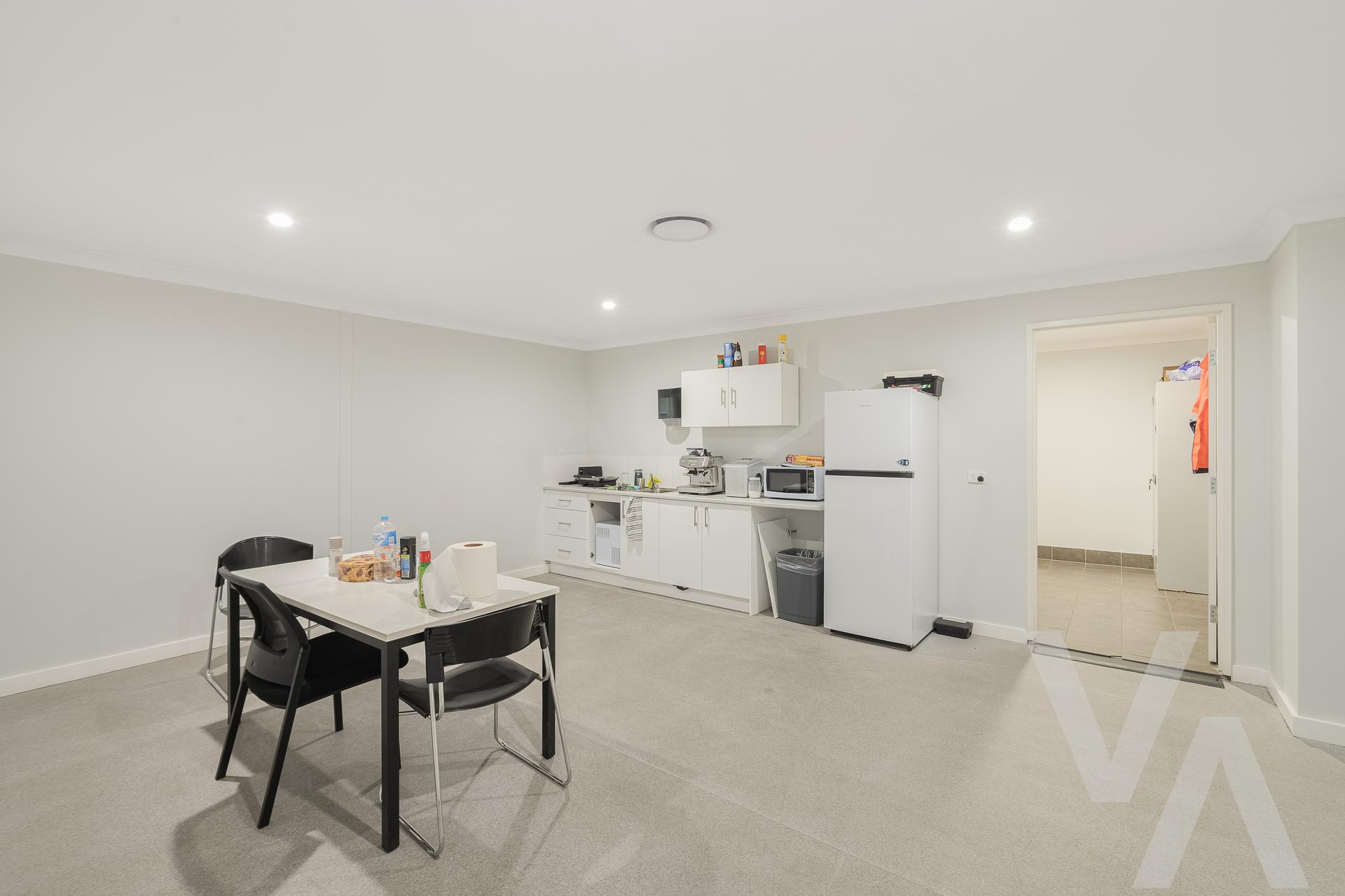 37 Spitfire Place Rutherford NSW
