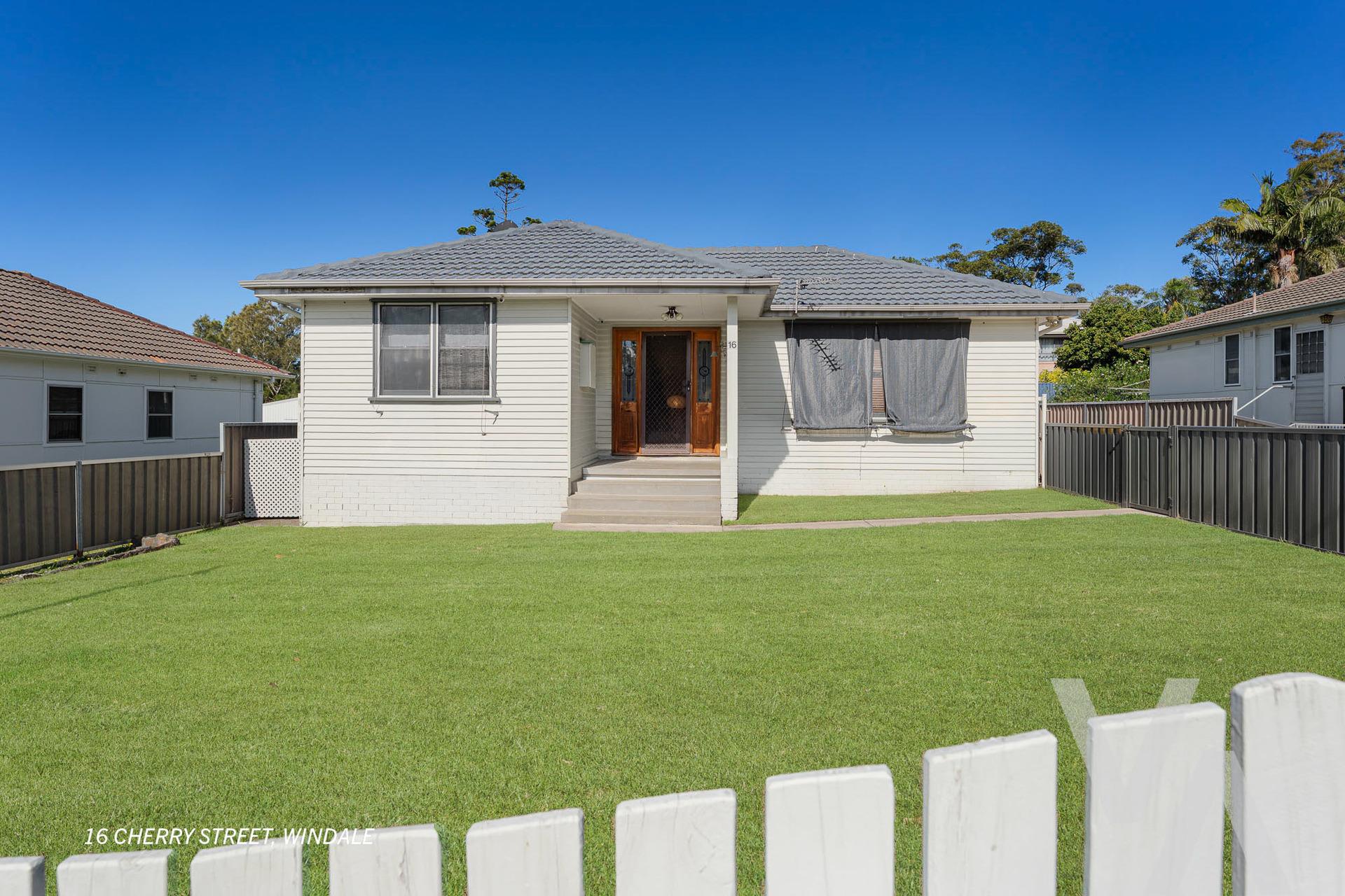 16 &16a Cherry Street Windale NSW