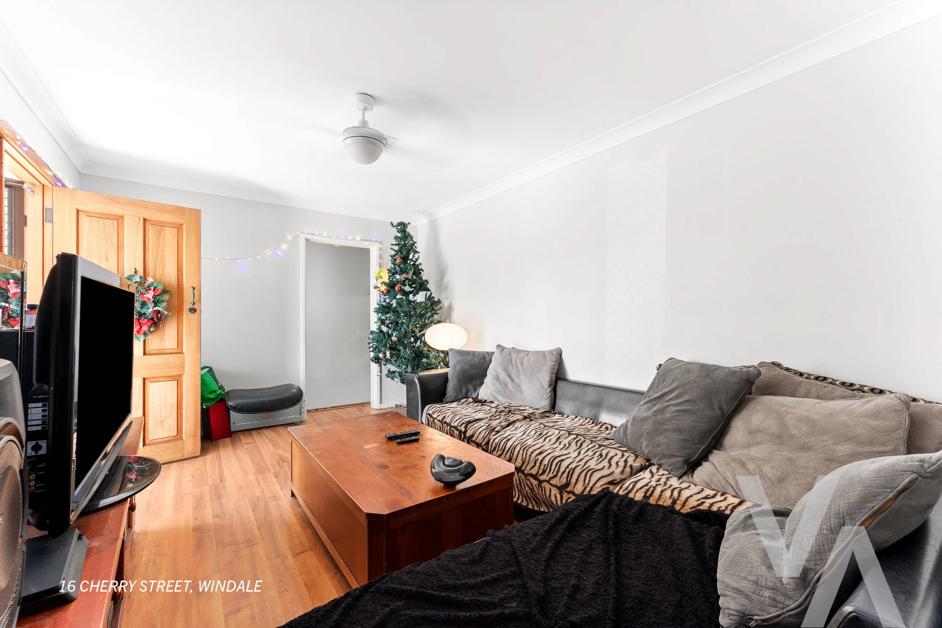 16 &16a Cherry Street Windale NSW