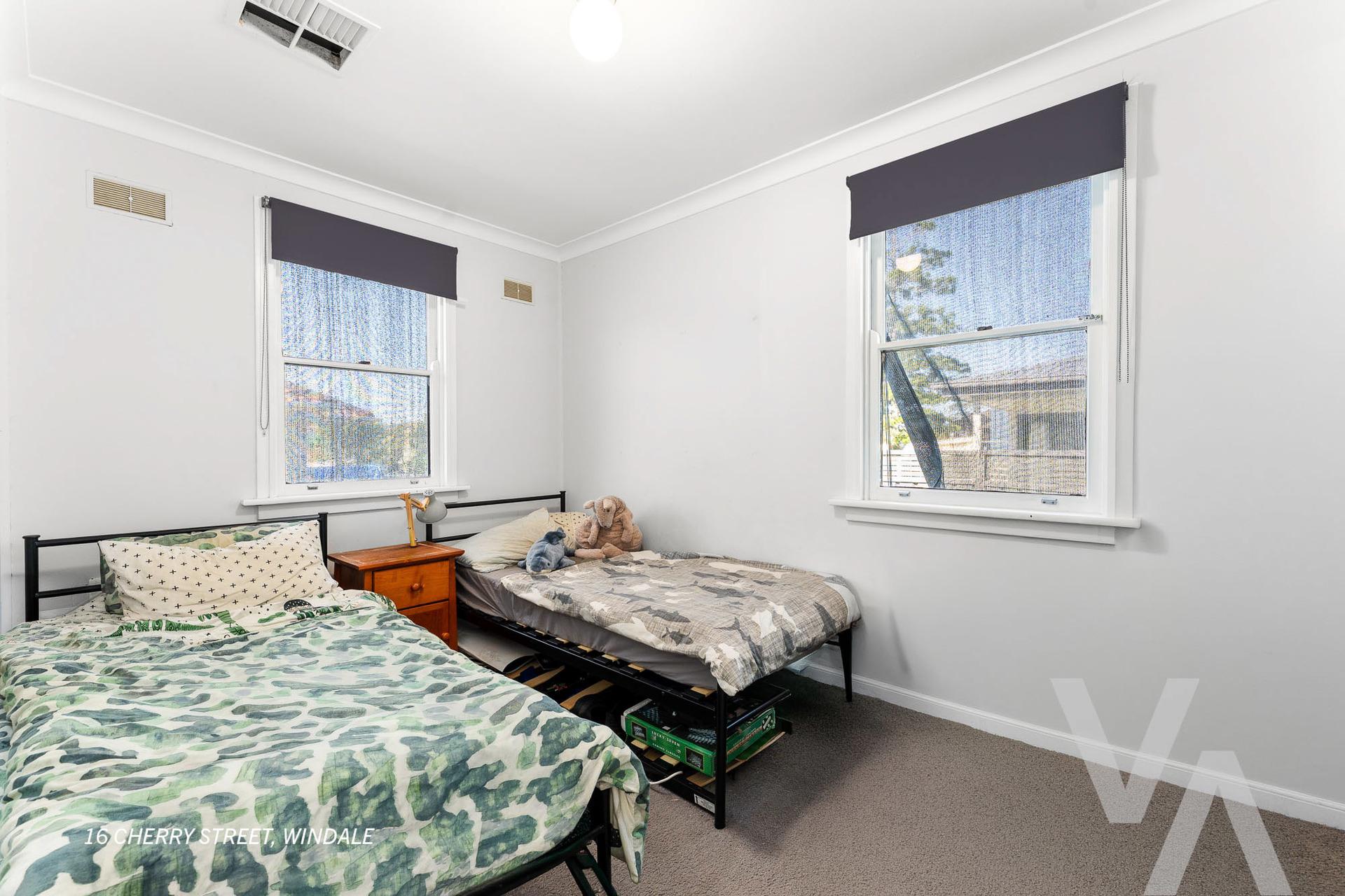 16 &16a Cherry Street Windale NSW