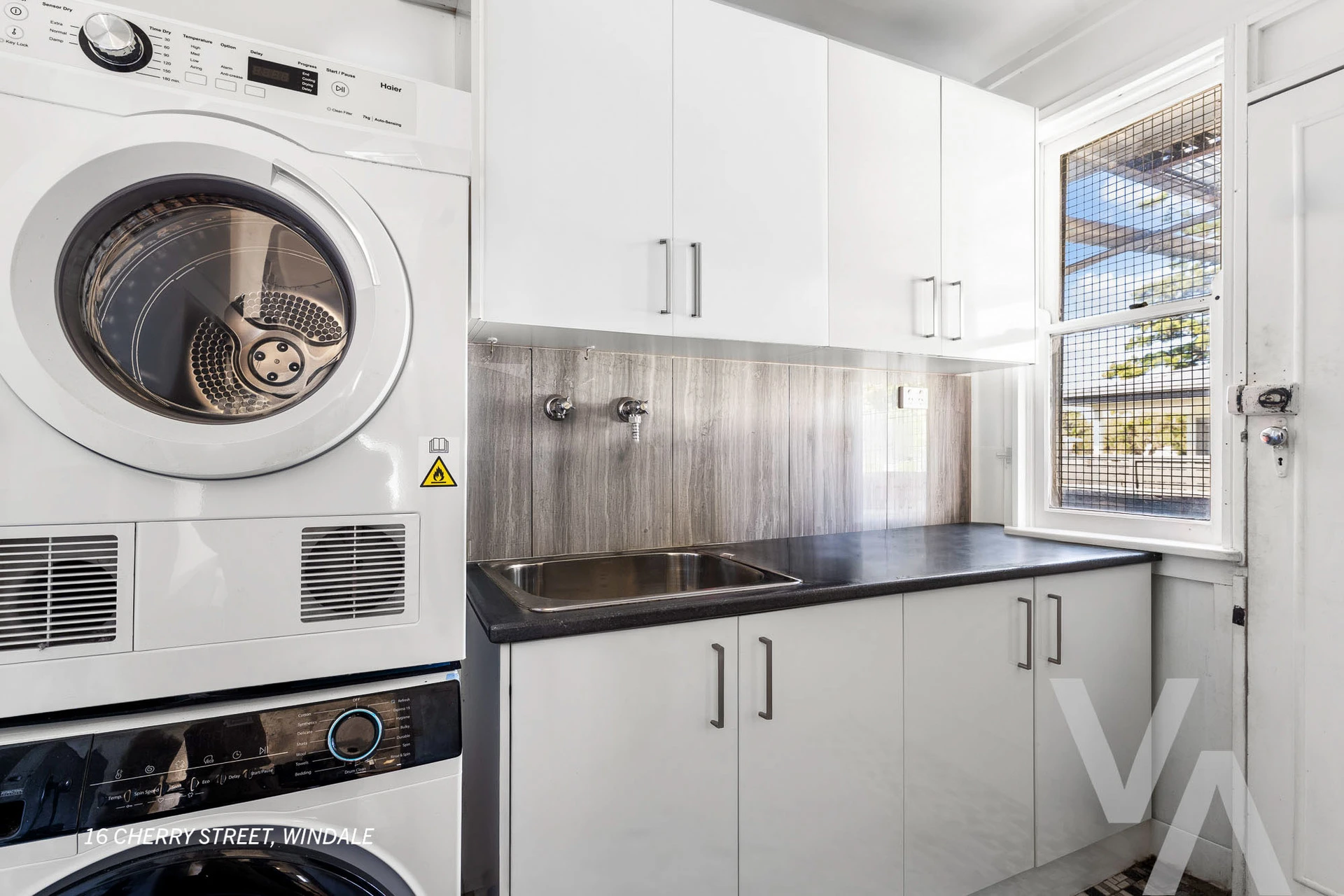 16 &16a Cherry Street Windale NSW