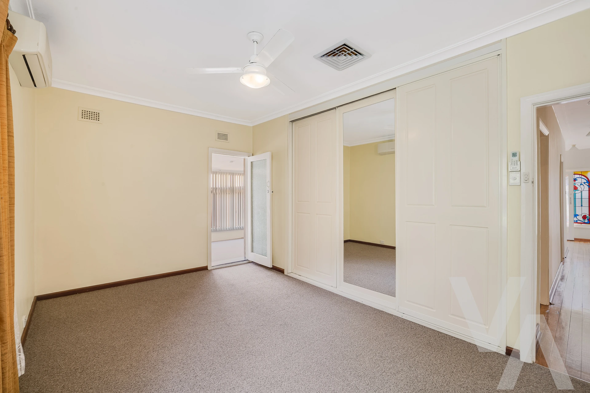 69 Railway Street Cooks Hill NSW