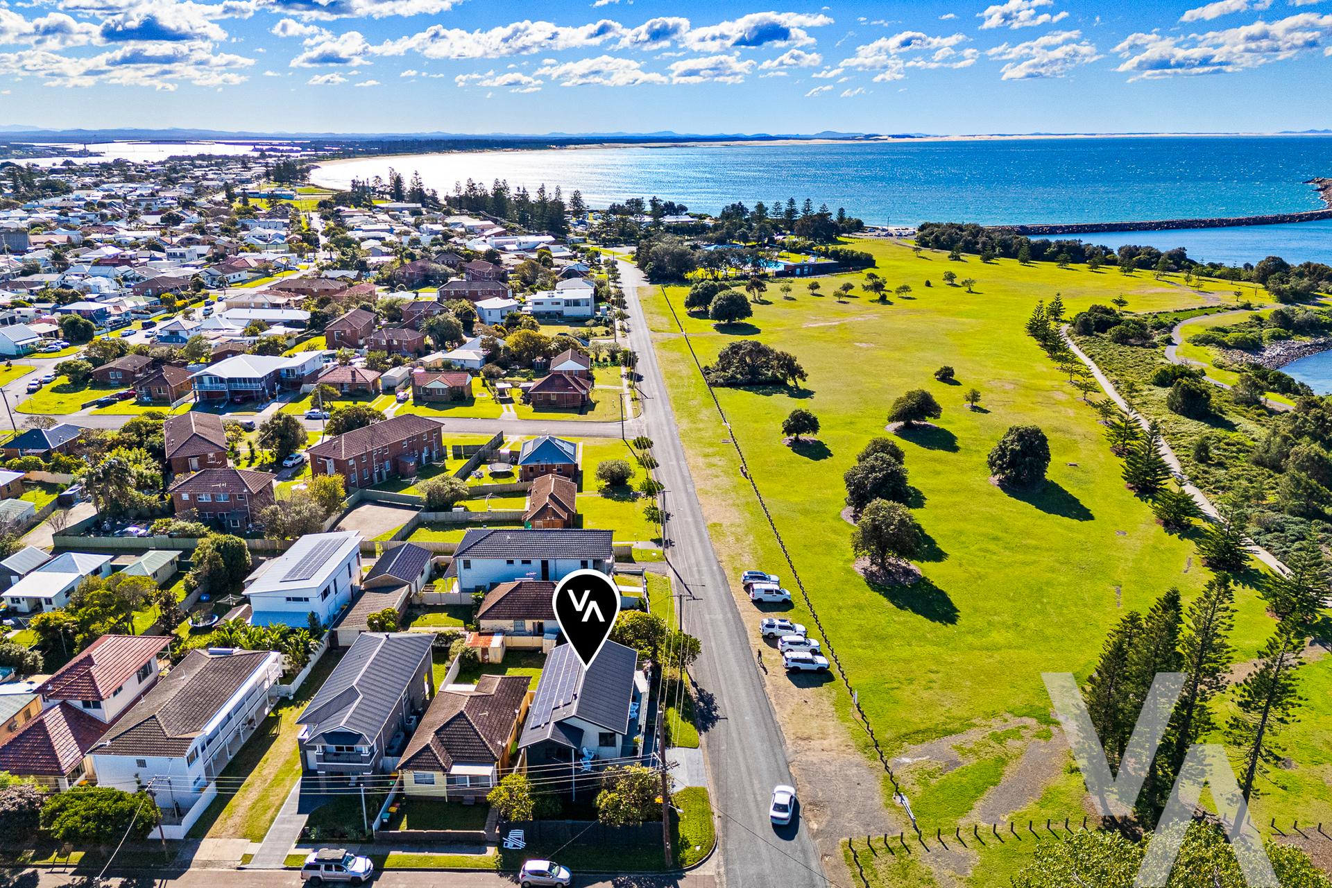 2 Maitland  Street Stockton NSW