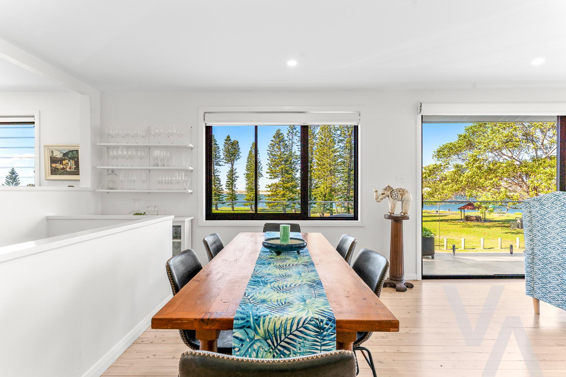 2 Maitland  Street Stockton NSW