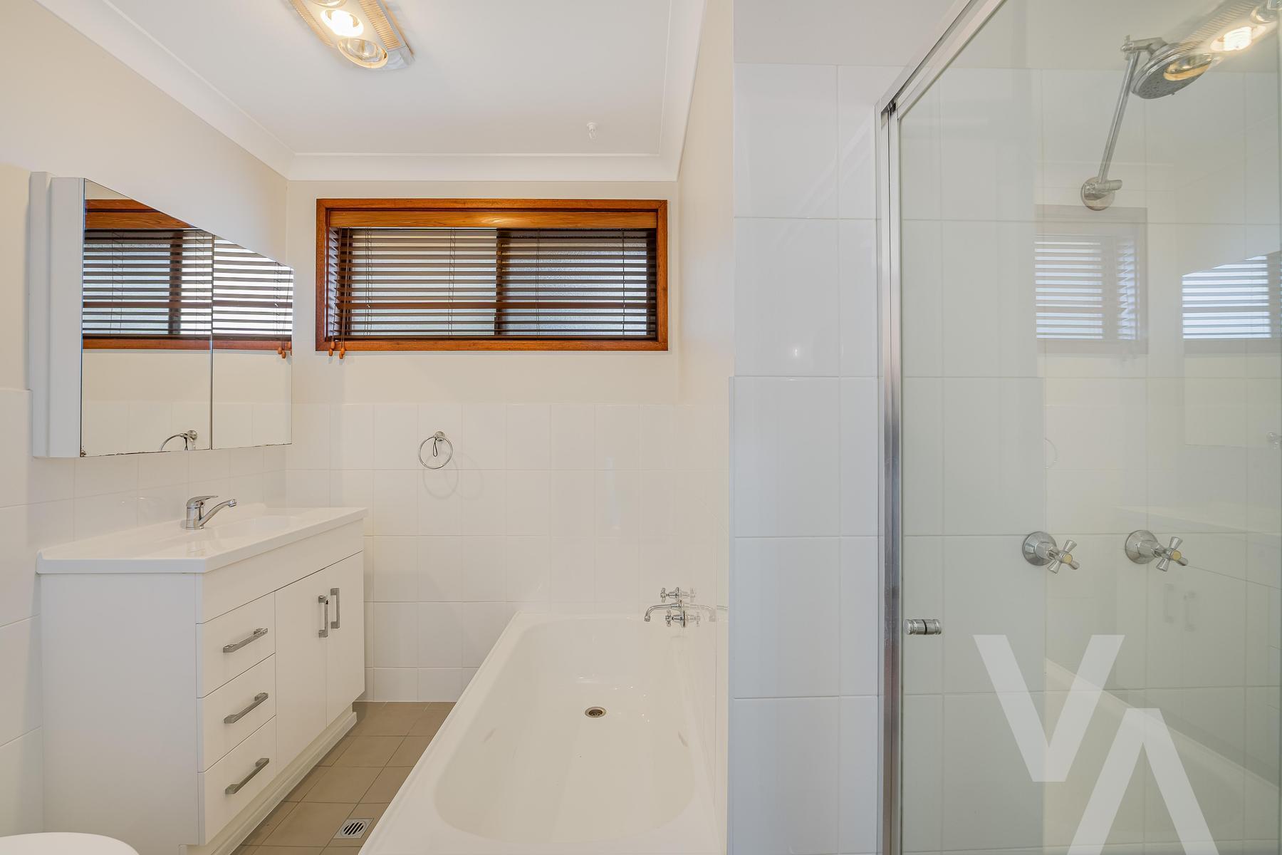 10/17 Campbell Street Warners Bay NSW