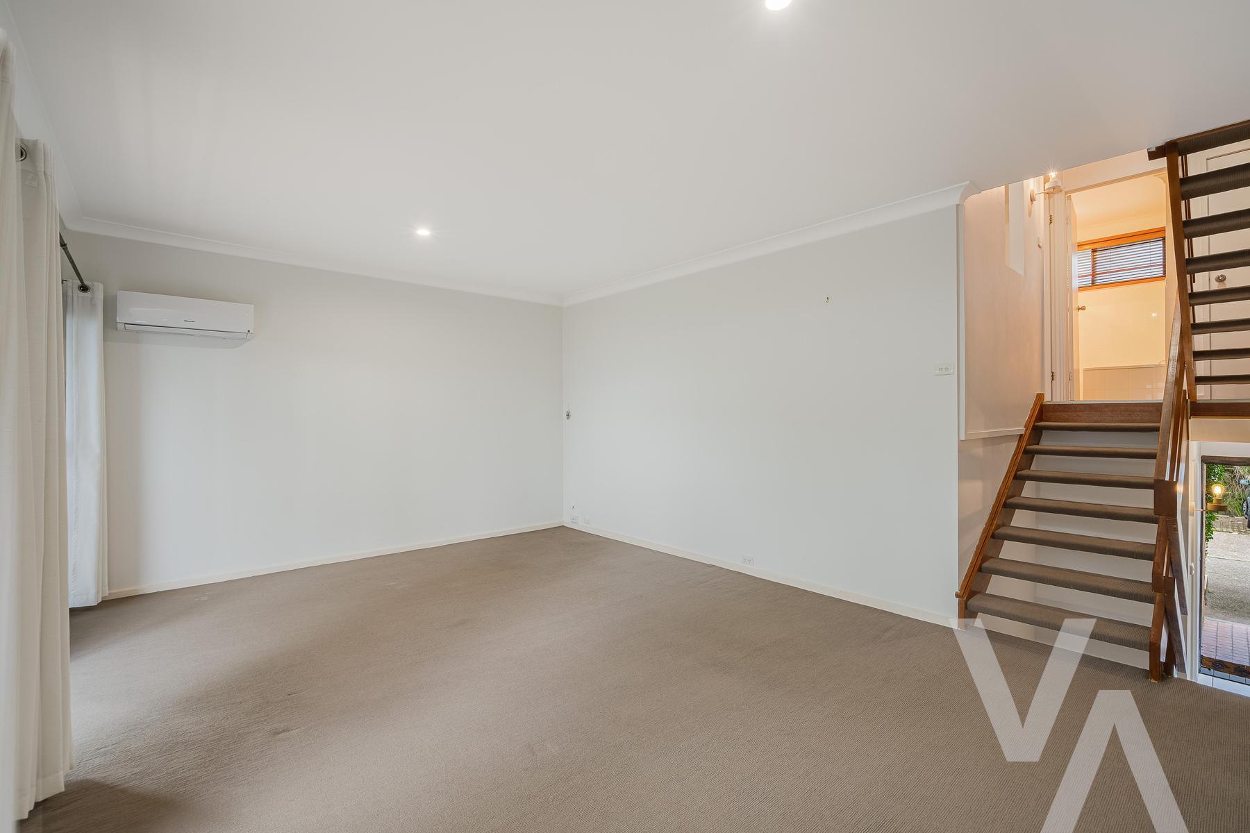 10/17 Campbell Street Warners Bay NSW