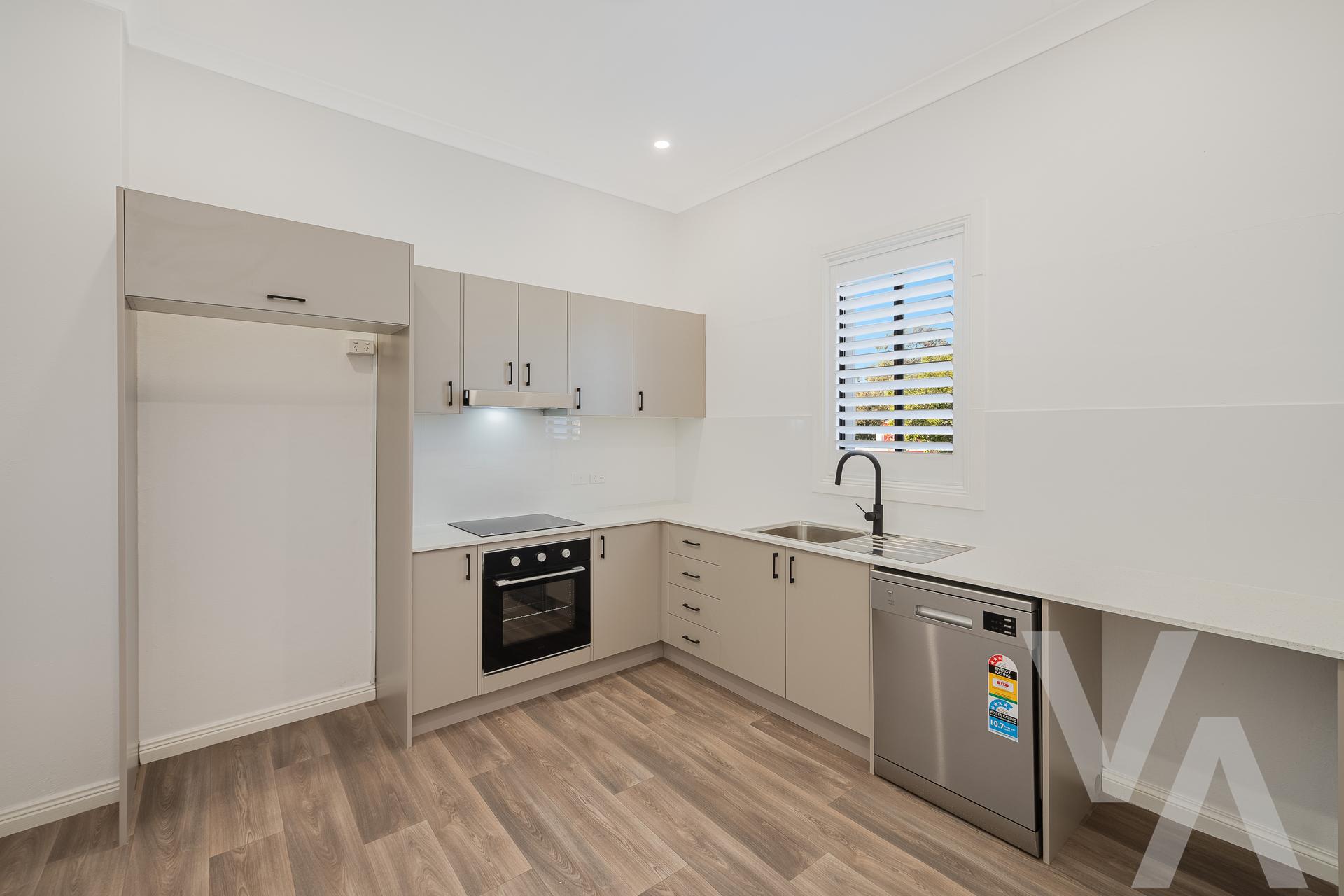 2/43 Denison Street Hamilton NSW