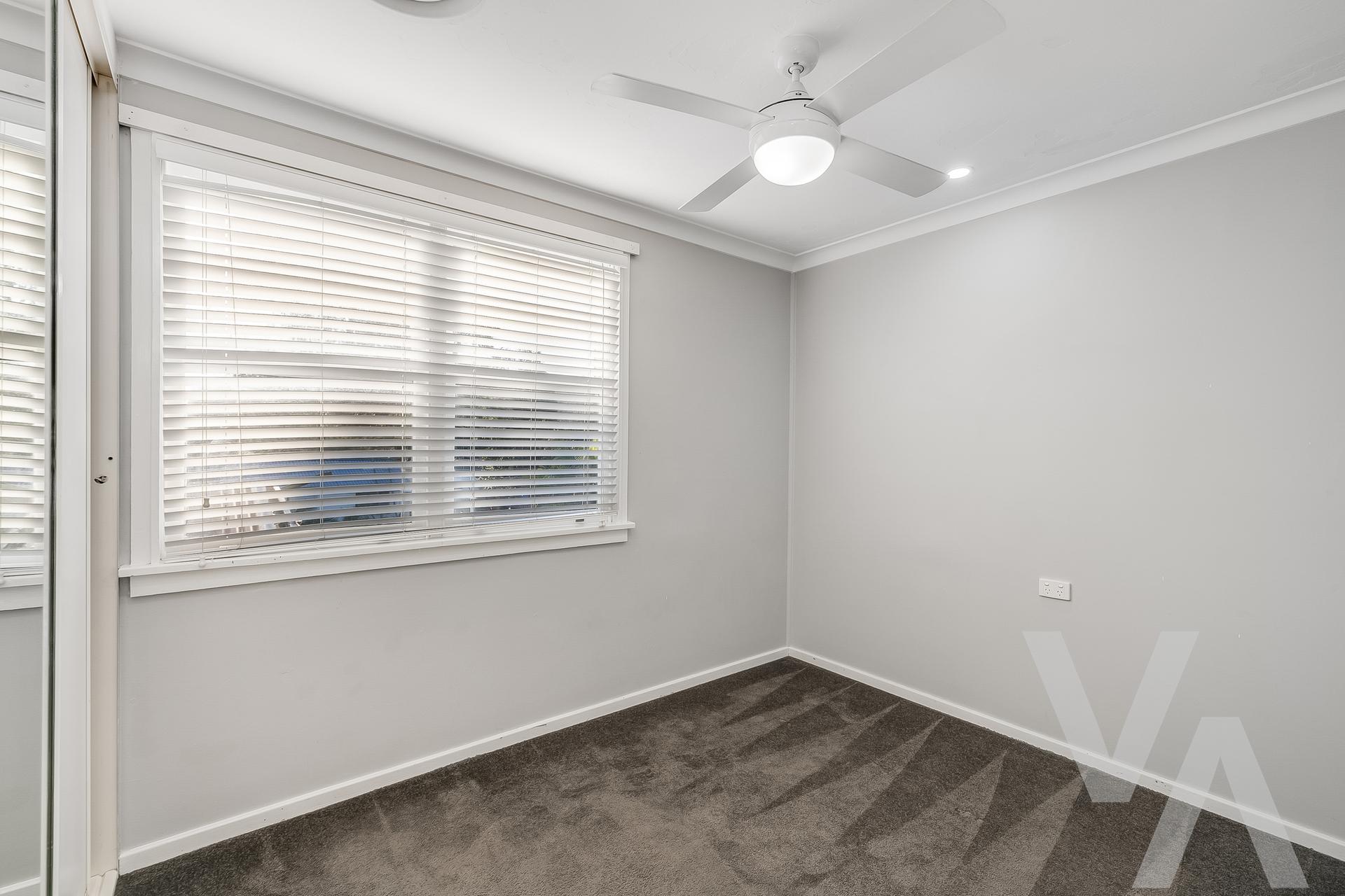 5 Pine Place Gateshead NSW