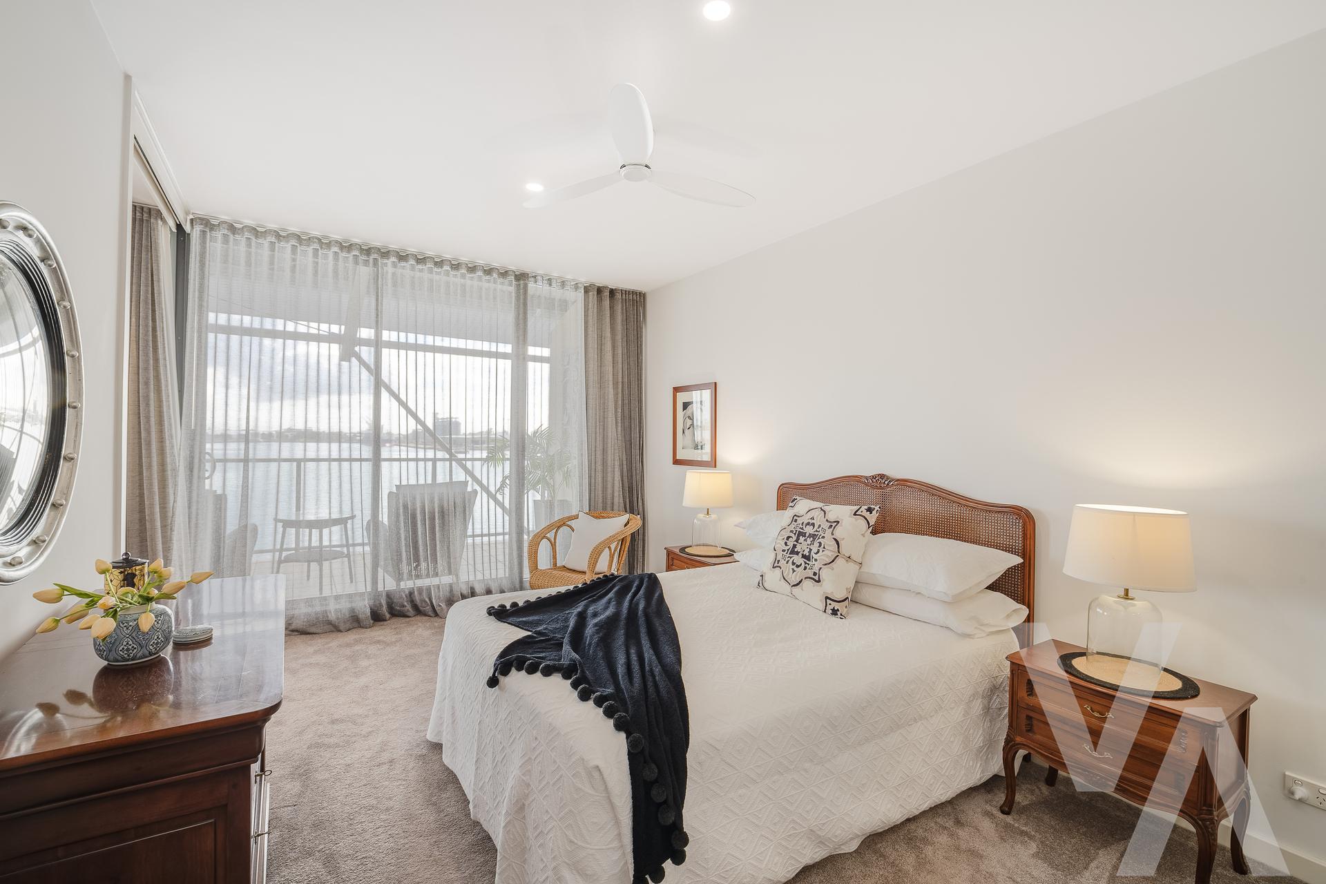 e301/3a Honeysuckle Drive Newcastle NSW