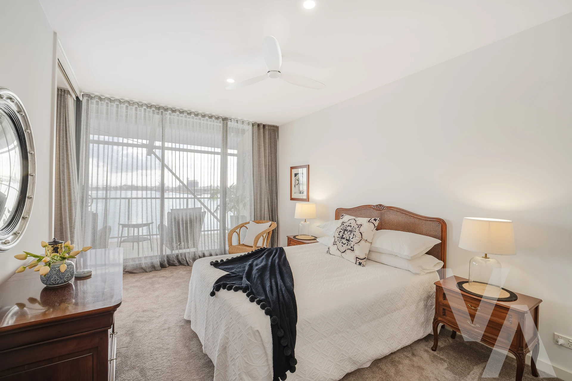 e301/3a Honeysuckle Drive Newcastle NSW