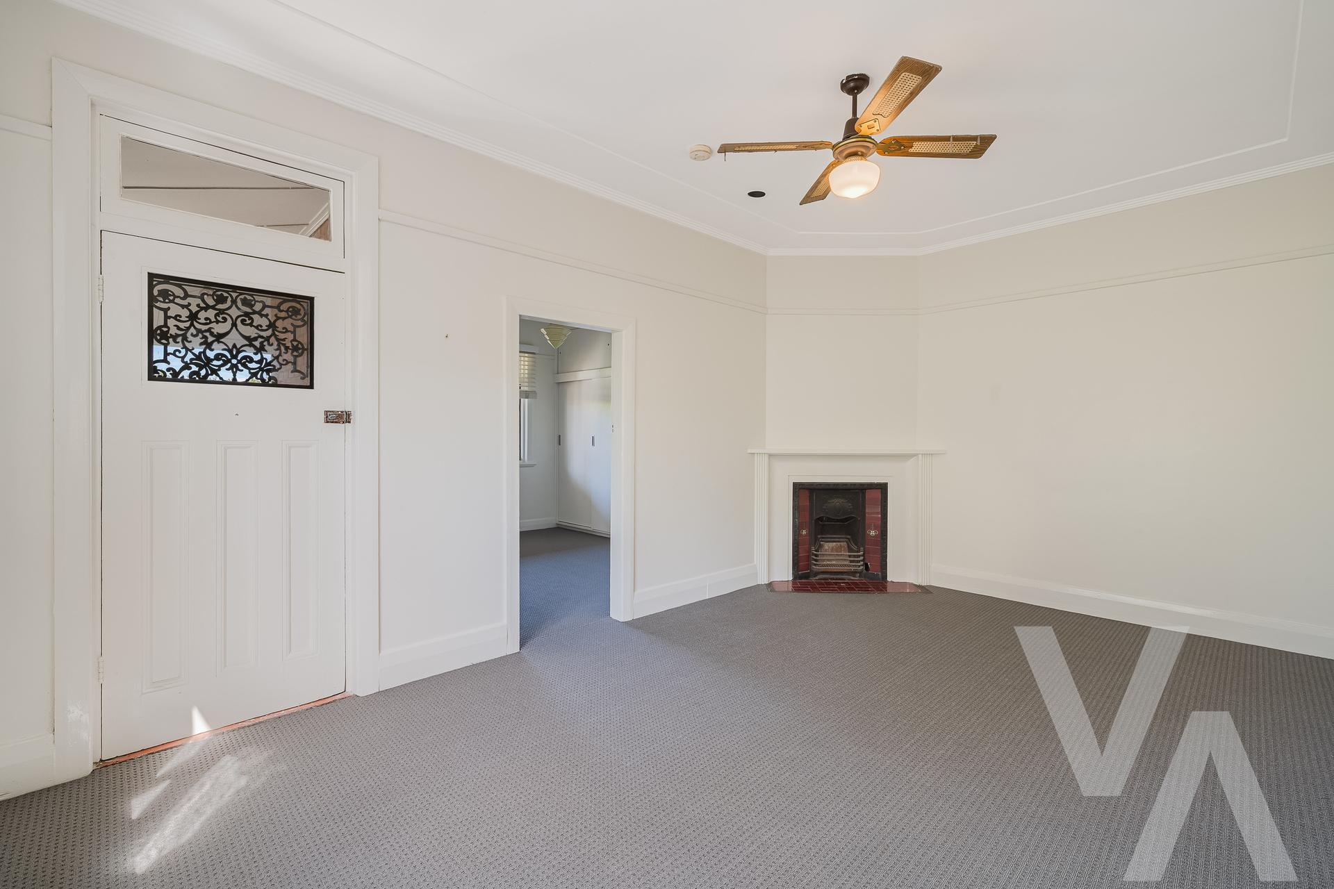 2/340 Brunker  Road Adamstown NSW