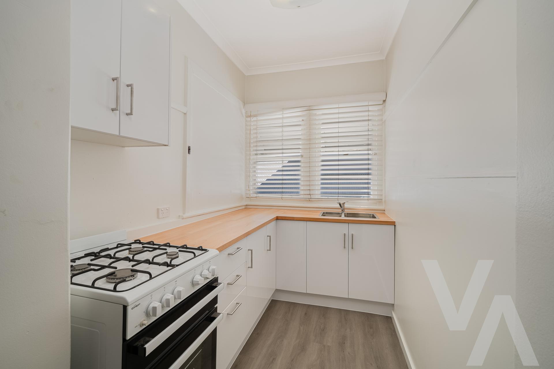2/340 Brunker  Road Adamstown NSW