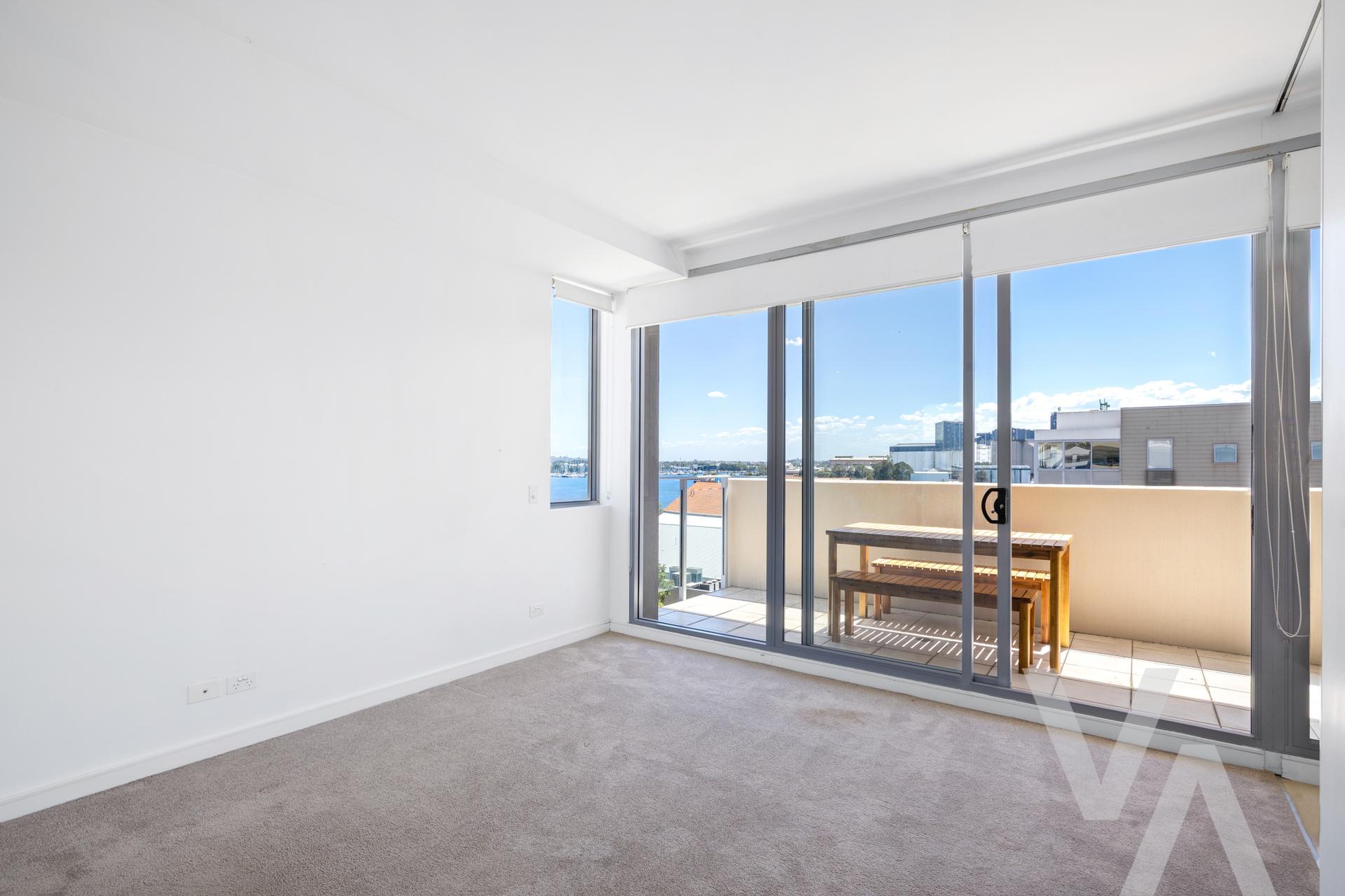 408/4 Honeysuckle Drive Newcastle NSW