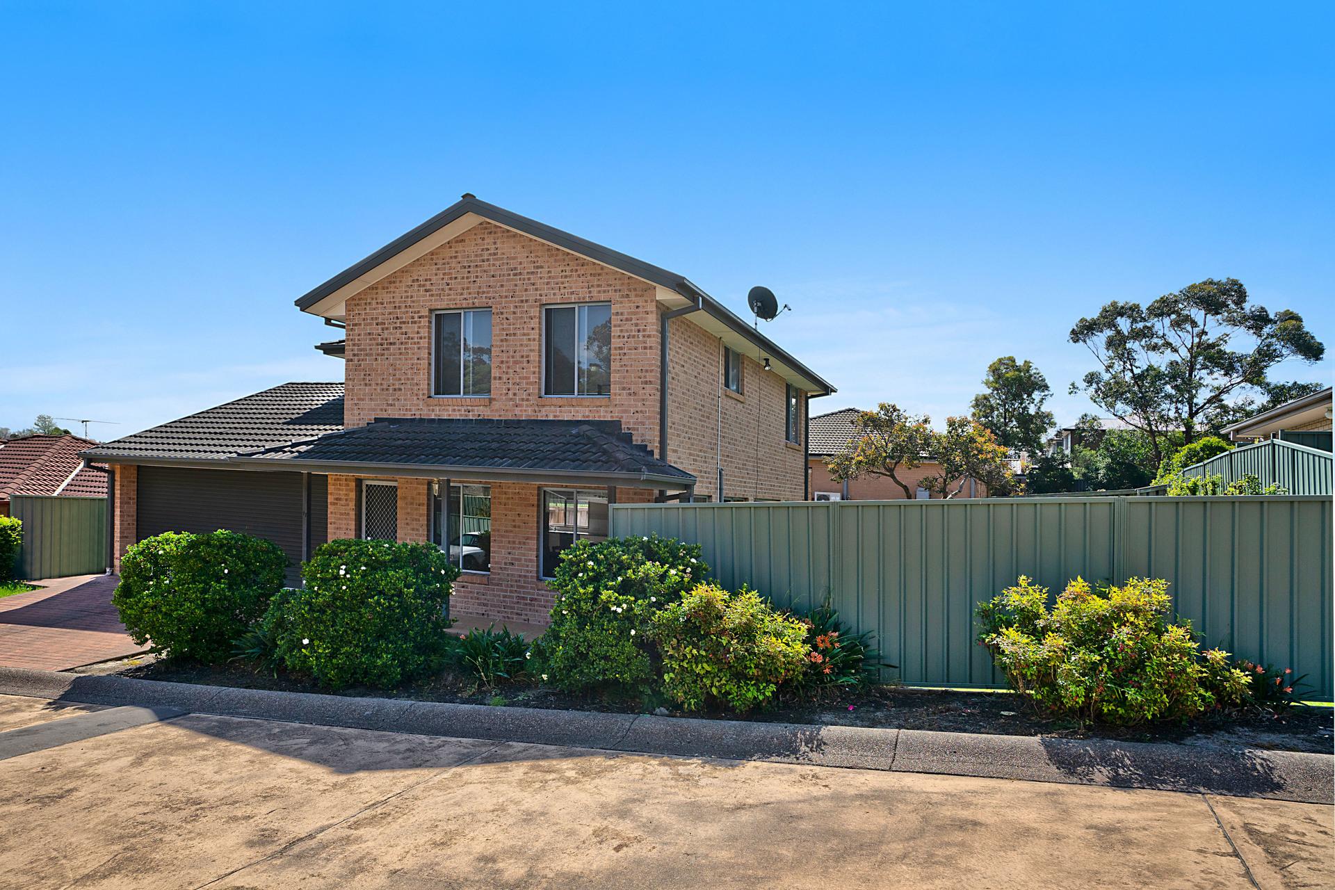 Unit 17/4 Angophora Drive Warabrook NSW