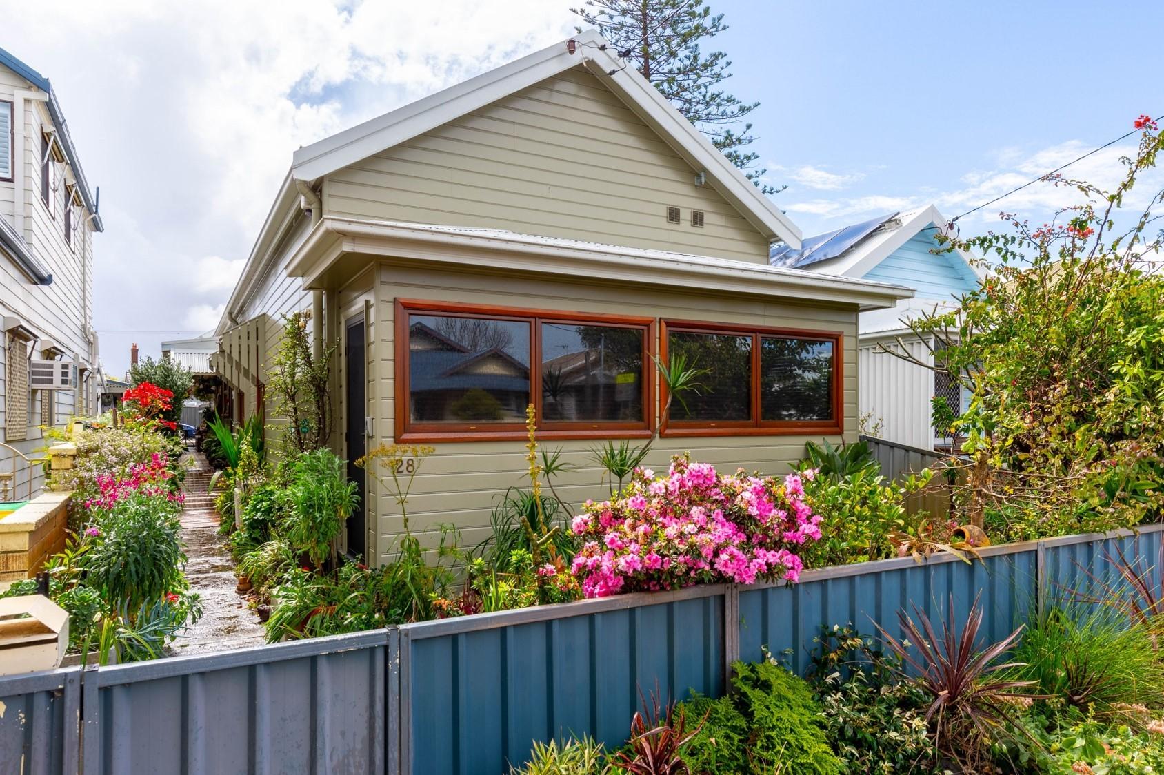 28 Crown Street Stockton NSW