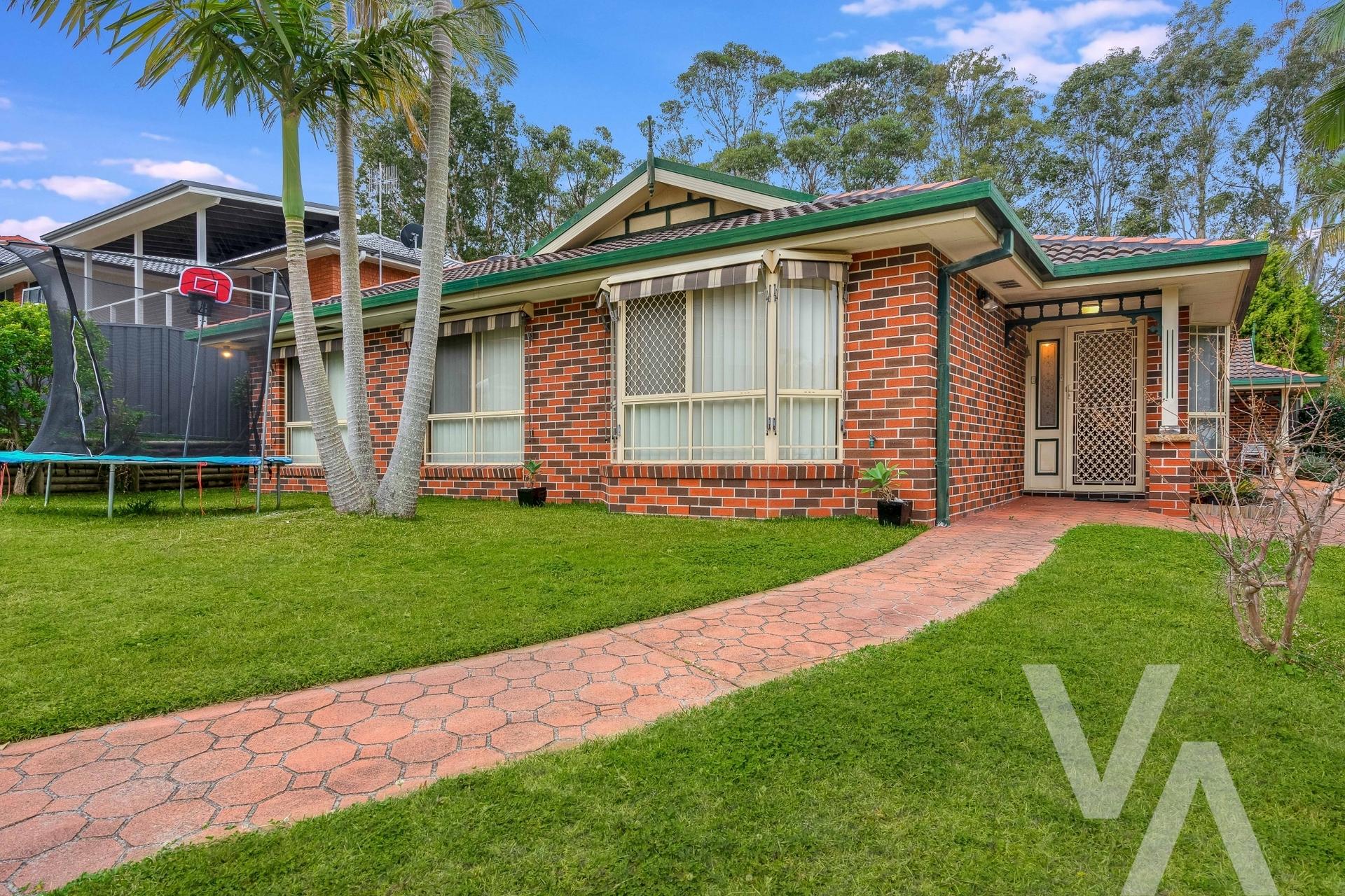 1/2 Guyra Close Belmont North NSW
