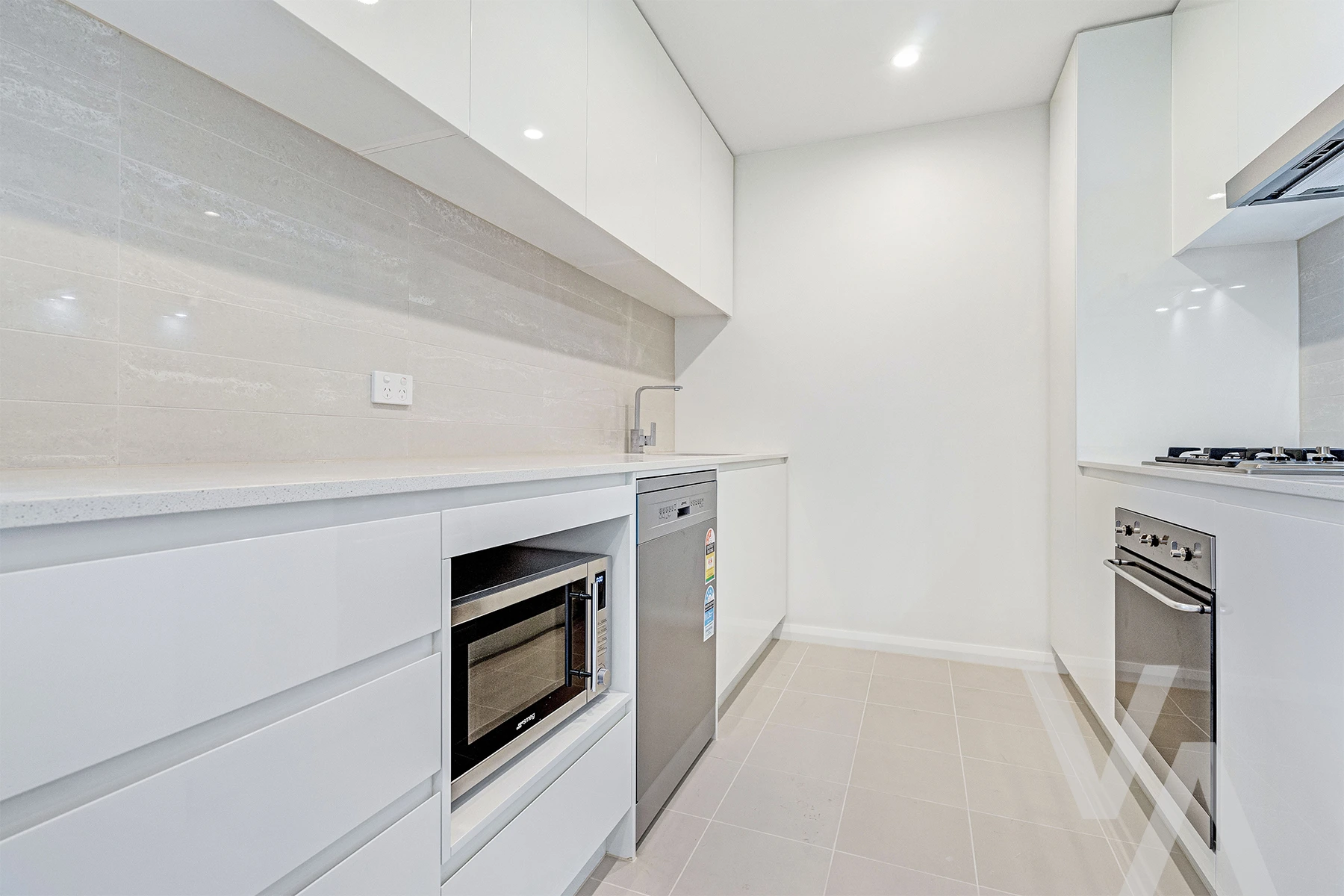 409/2-4 Howard Street Warners Bay NSW
