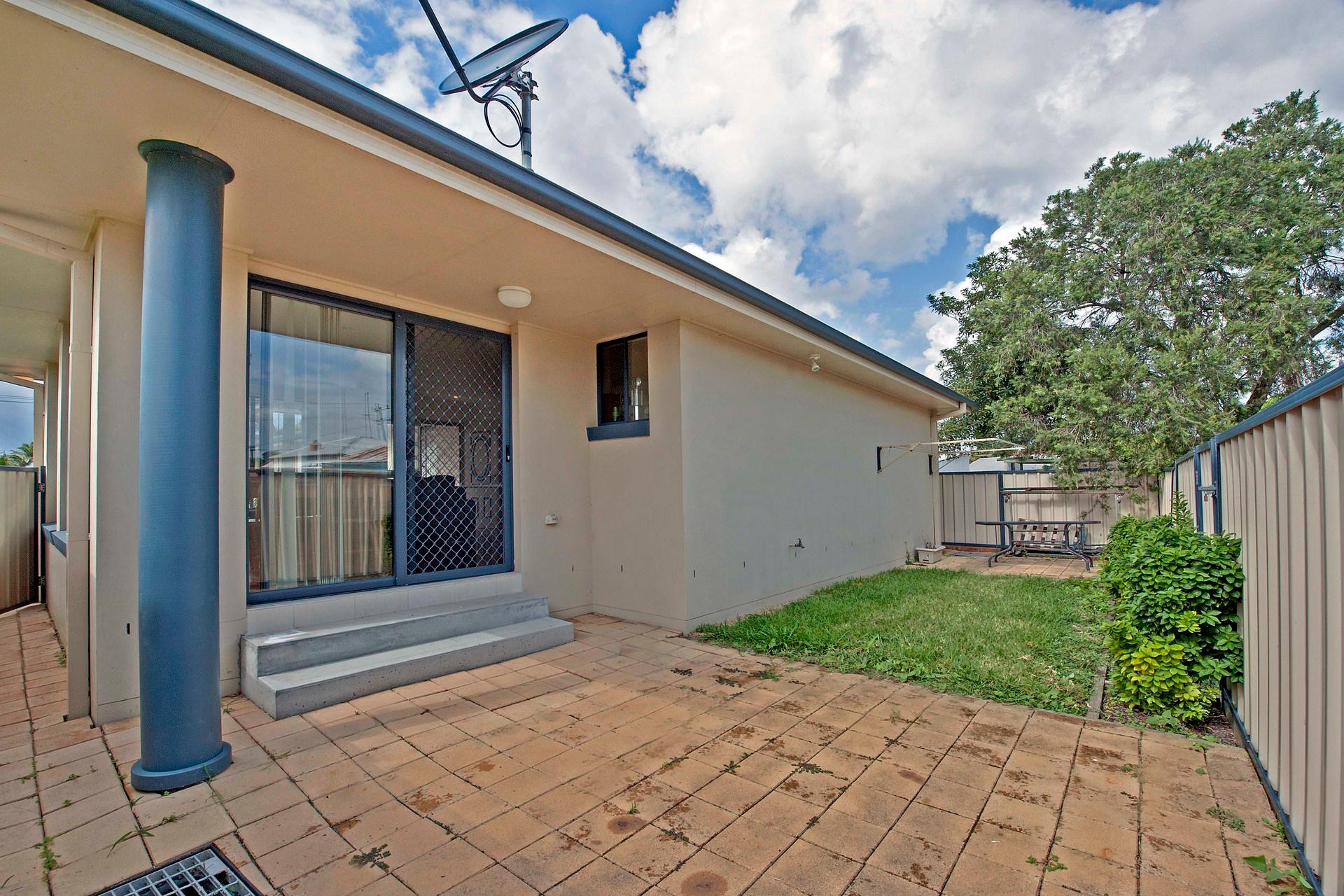 2/63 Mackie Avenue New Lambton NSW