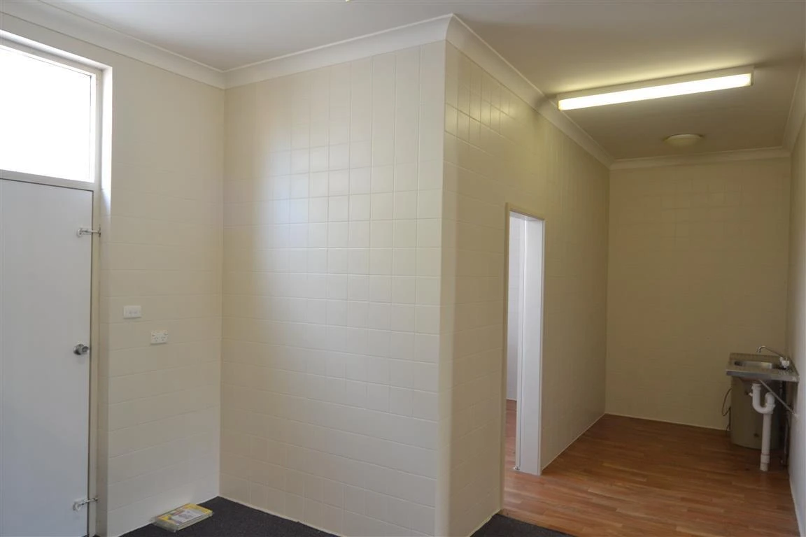 Shop 2/431 Lake Road Argenton NSW