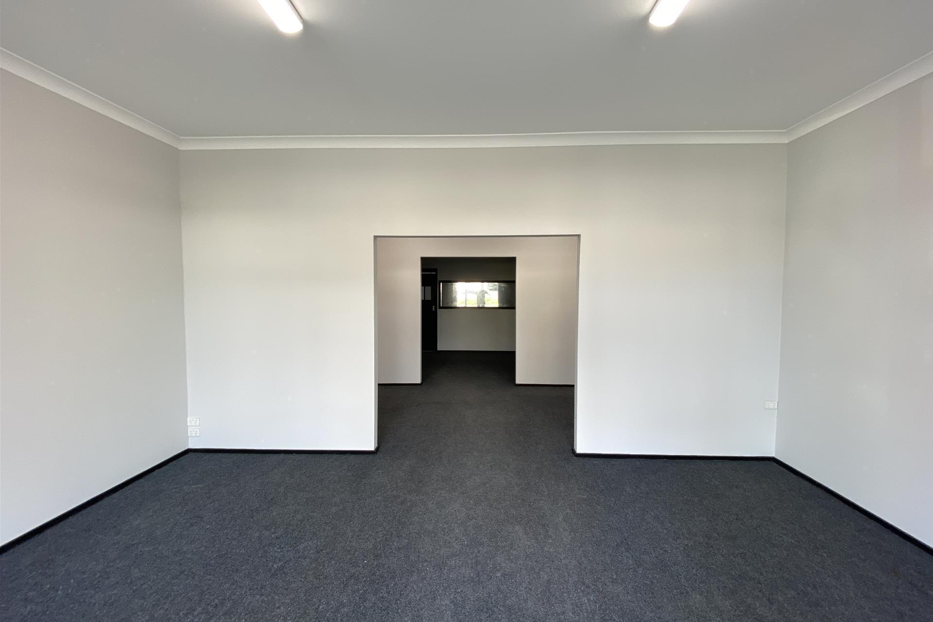 3/8 Pennant Street Cardiff NSW