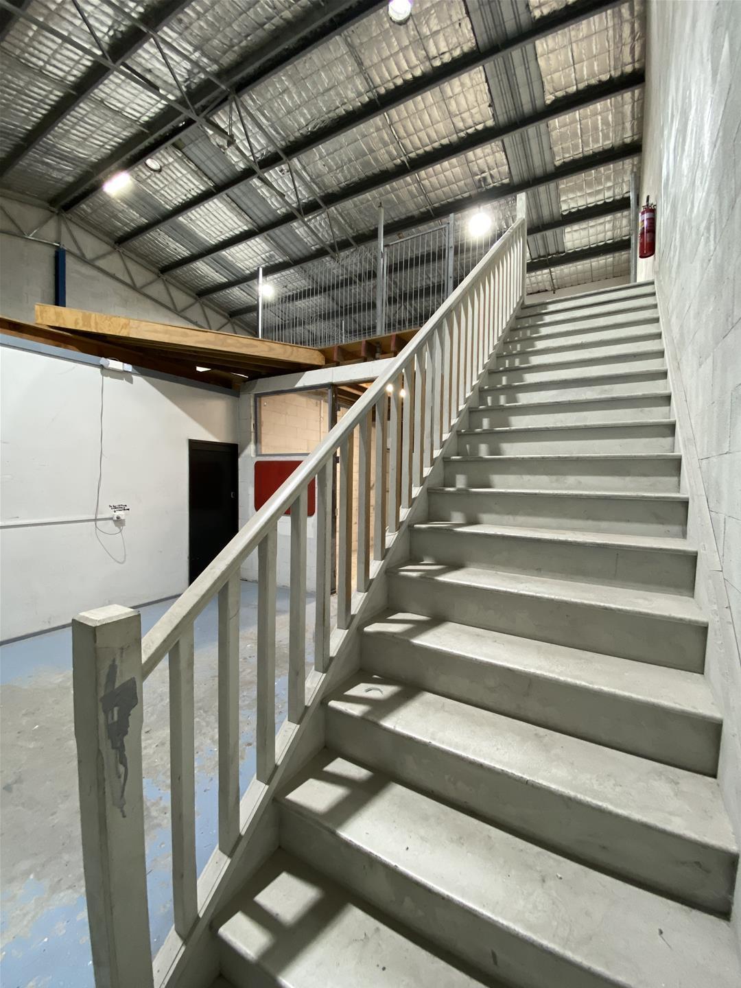 3/8 Pennant Street Cardiff NSW