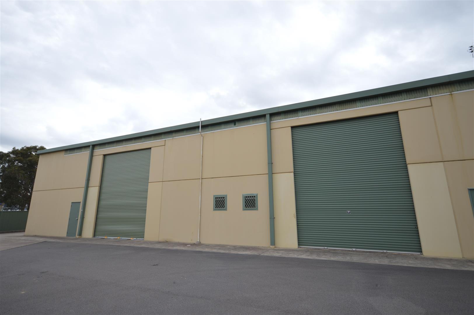 Unit 4 and Section 2-Part B/2364 Pacific Highway Heatherbrae NSW