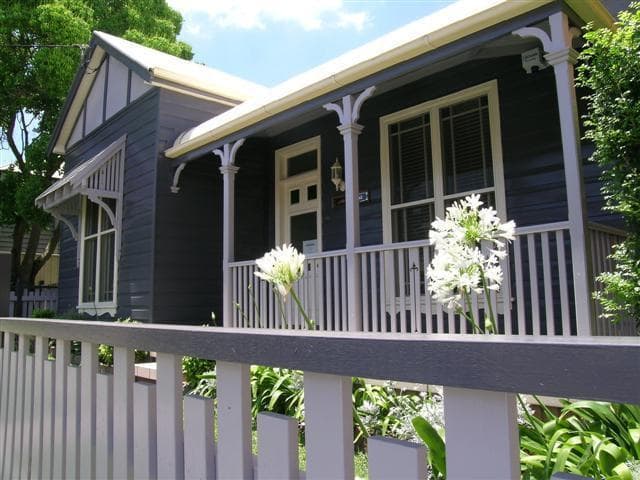 LAMBTON, NSW, 2299