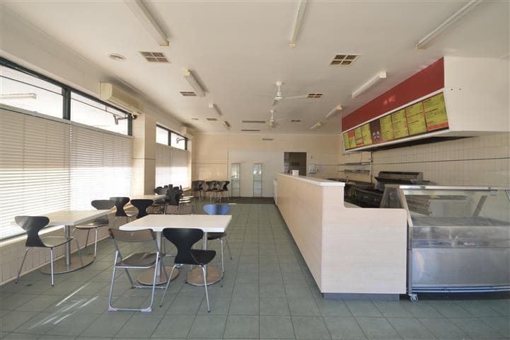 RAYMOND TERRACE, NSW, 2324