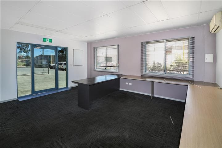 Unit 2/26 Kinta Drive BERESFIELD NSW