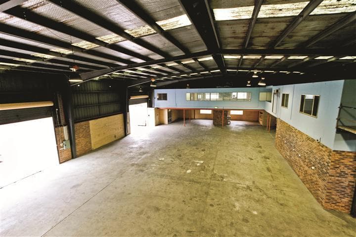 18 Nelson Road CARDIFF NSW