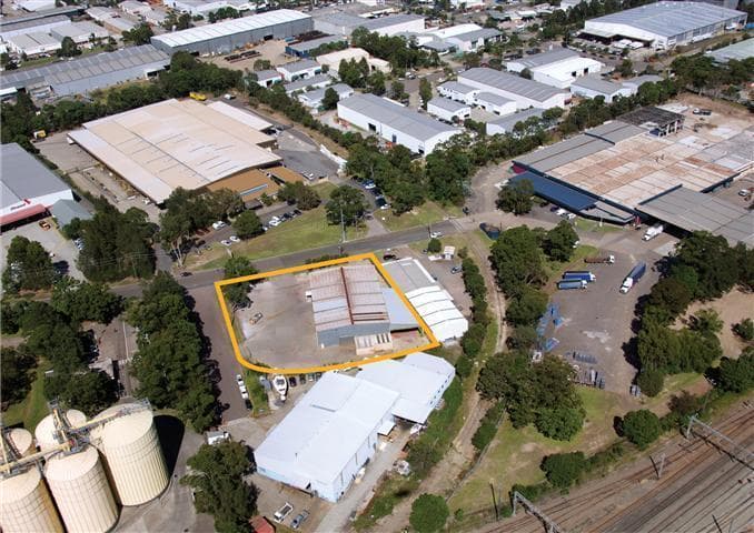 18 Nelson Road CARDIFF NSW