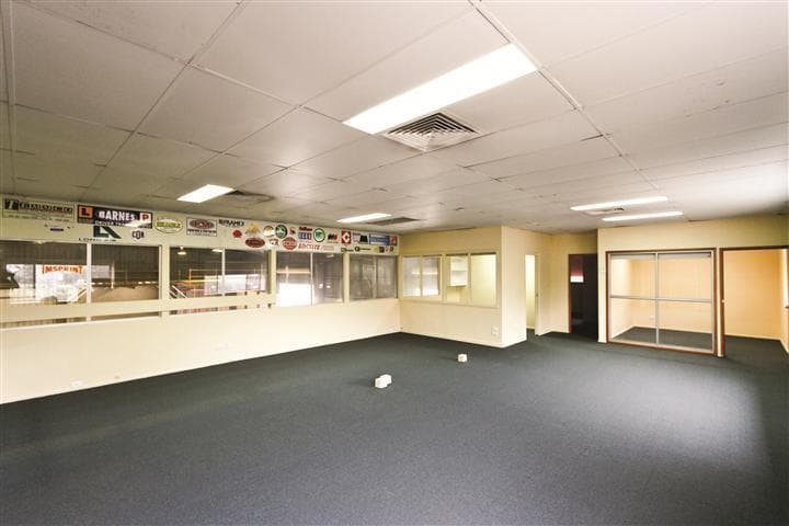18 Nelson Road CARDIFF NSW