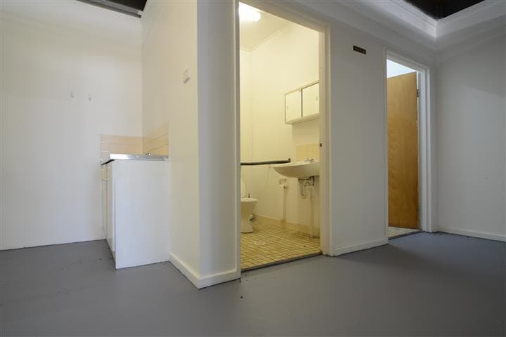 Unit 5/386-390 Pacific Highway Belmont North NSW