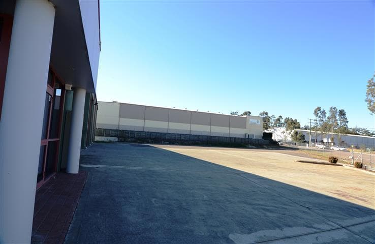 100 Glenwood Drive THORNTON NSW