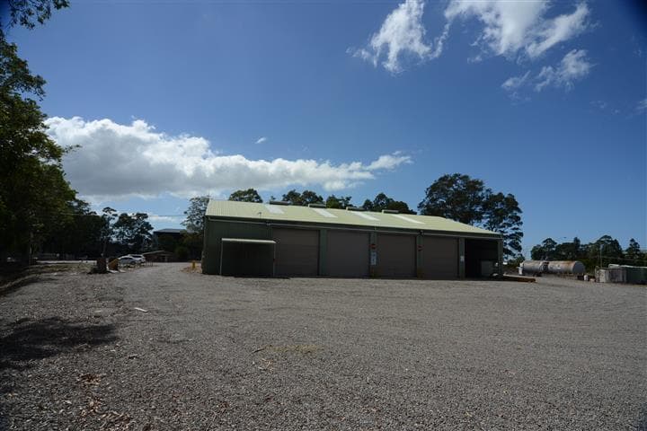 27 Old Punt Road TOMAGO NSW