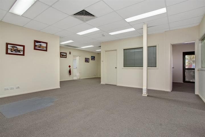 139 Racecourse Road RUTHERFORD NSW